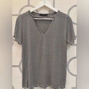Black and White Striped Women's V-neck Top Soft Rayon Blend Size Large
